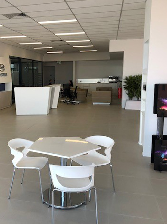 Geelong Mazda & Blood Hyundai Showrooms extensions by BDH Constructions commercial builders